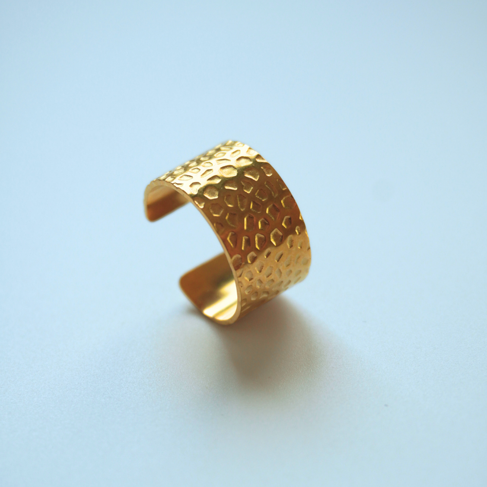 thick hammered rings