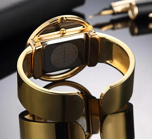 Luxury Women's Bracelet Watches: Elegant Quartz Timepieces