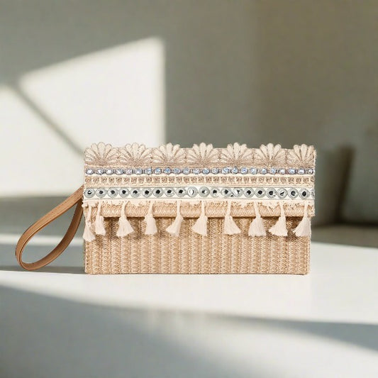 Straw square clutch