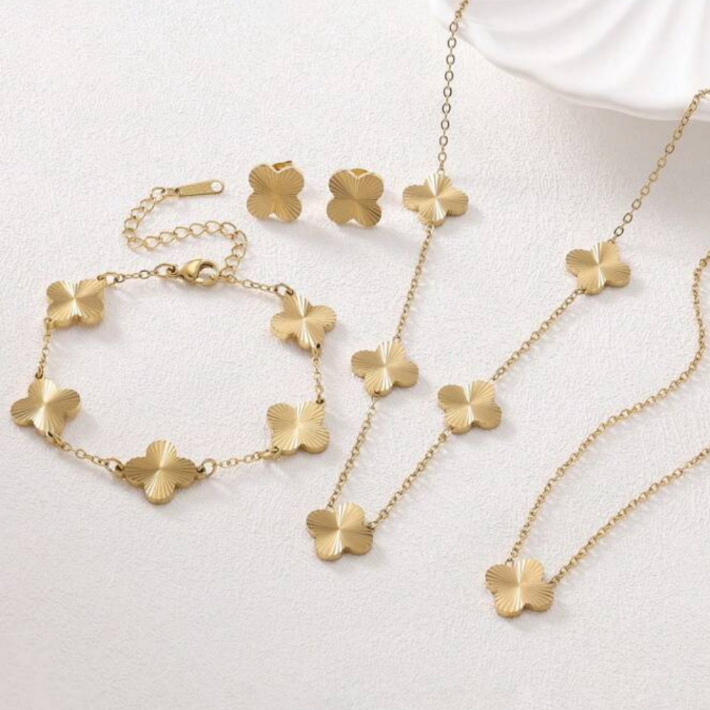 Four Clover trending jewelry