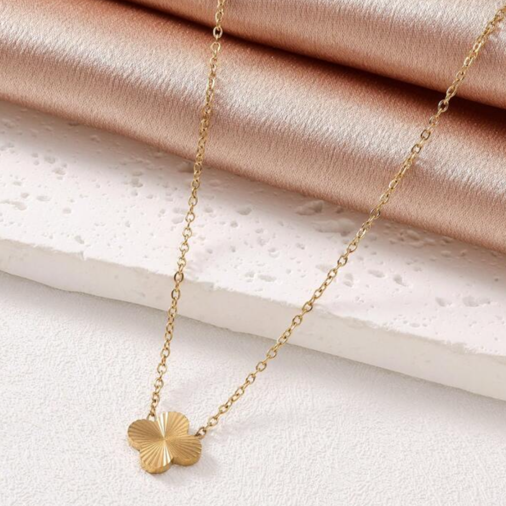 Four Clover trending jewelry