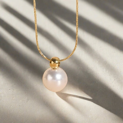 Fresh water pearl necklace