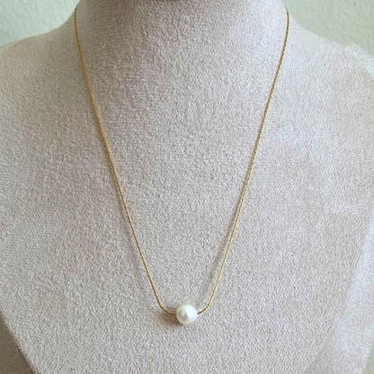 Fresh water pearl necklace