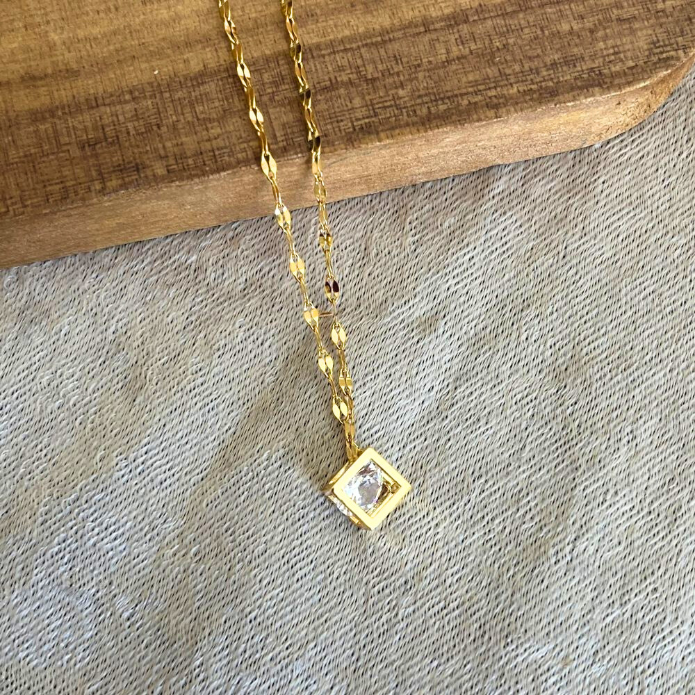 Diamond in a box - gold plated necklace