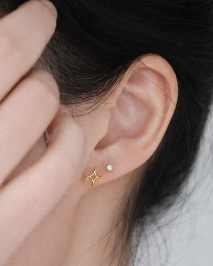 Shining Star - Sterling Silver S925 stud earrings