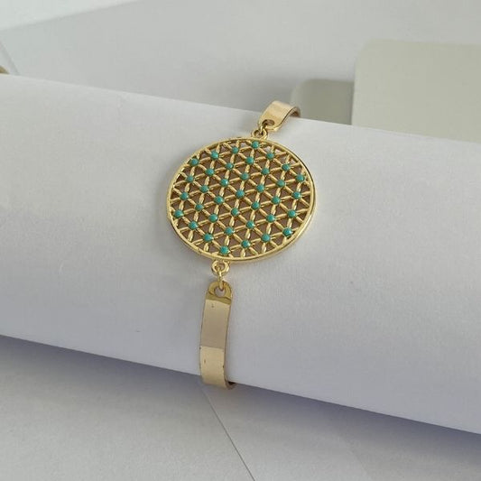 Circle shaped bangle style bracelet