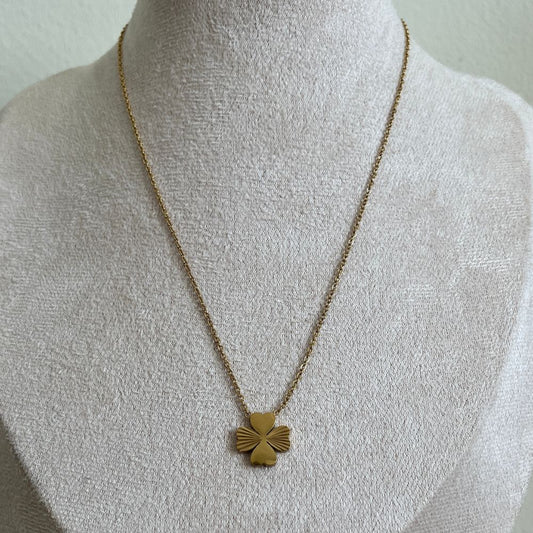 Clover - gold plated necklace