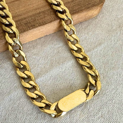 Thick chain necklace