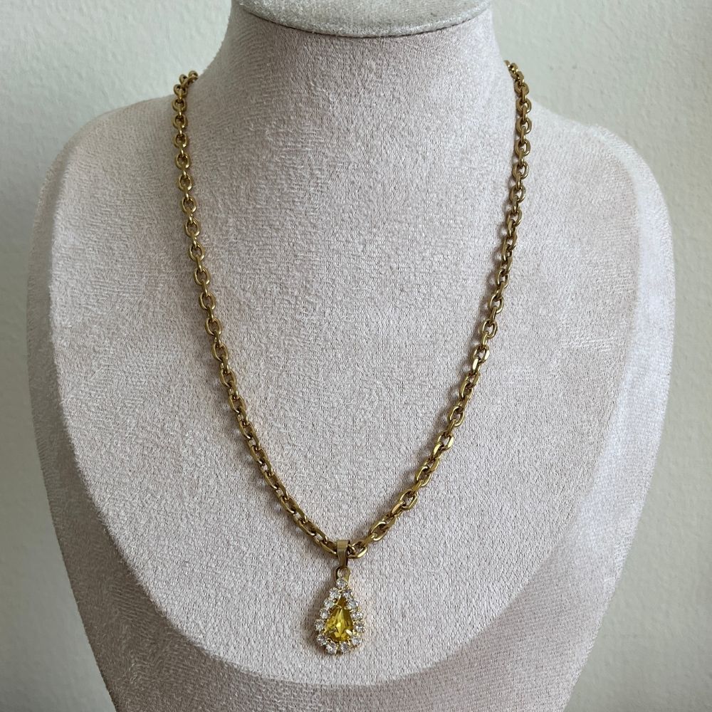 Drop shaped zircon chain necklace