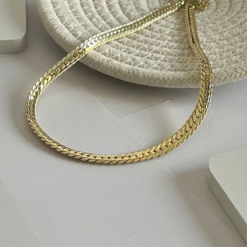 Thick - Flat chain necklace