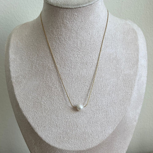 Fresh water pearl necklace