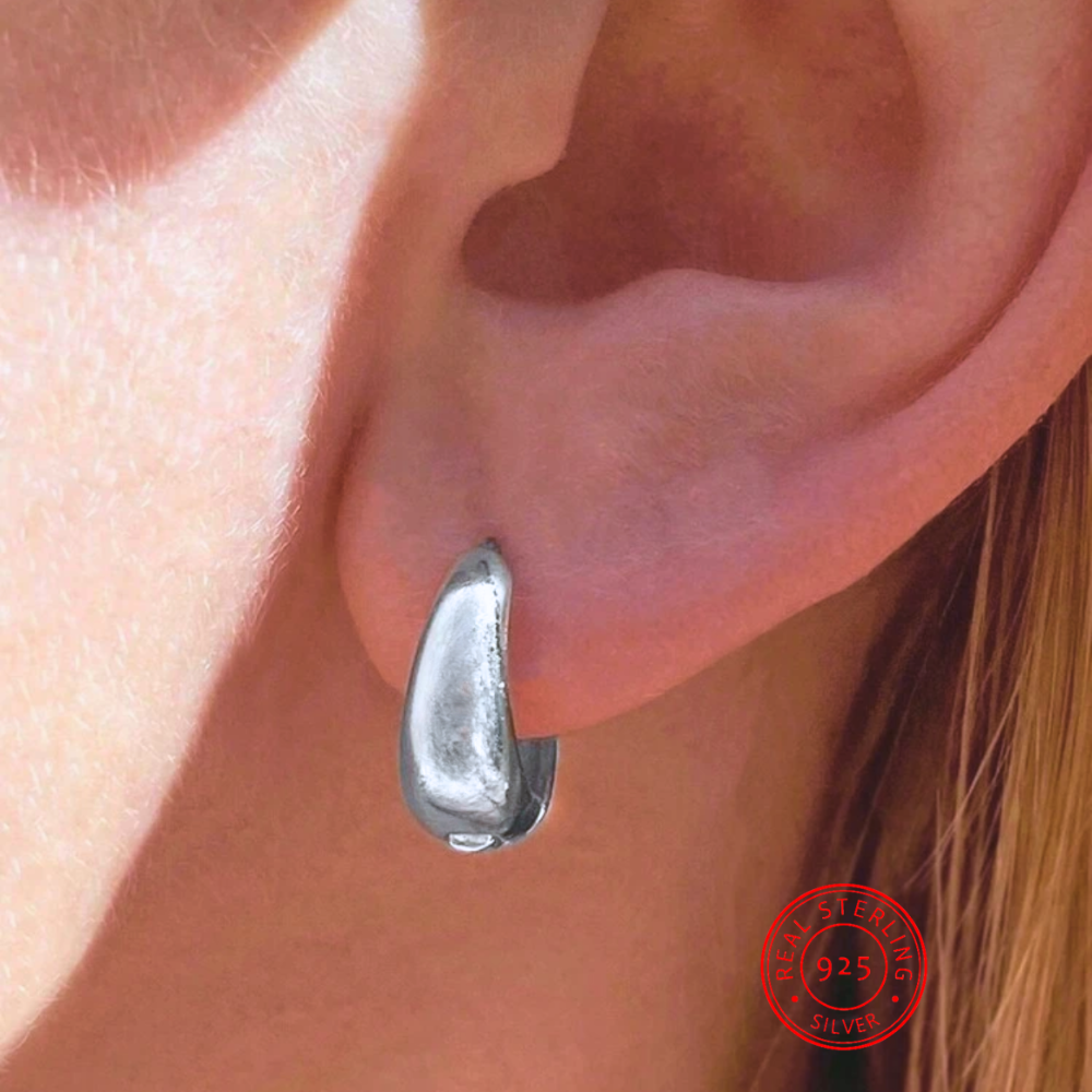 Huggies - S925 Sterling Silver hoop earrings