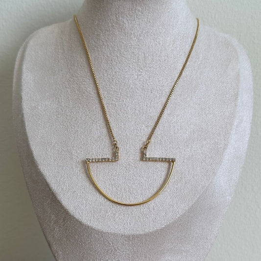 Half circle statement necklace