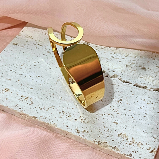 The perfect bangle - half full, half empty
