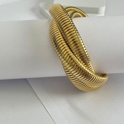 Exaggerated Punk style bangle