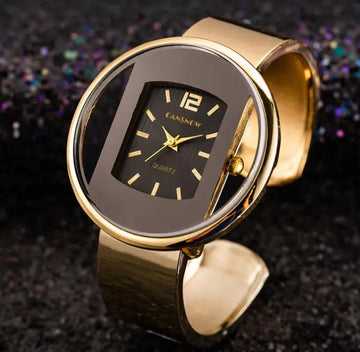 Luxury Women's Bracelet Watches: Elegant Quartz Timepieces